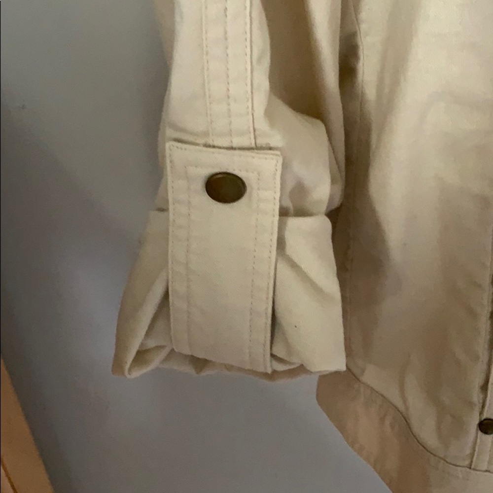 Off white jacket - Picture 3 of 4